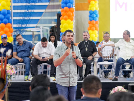 Saullo Vianna volta a Parintins e participa de abertura do ano letivo de 2026