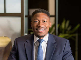How to Prepare for a Corporate Headshot Session