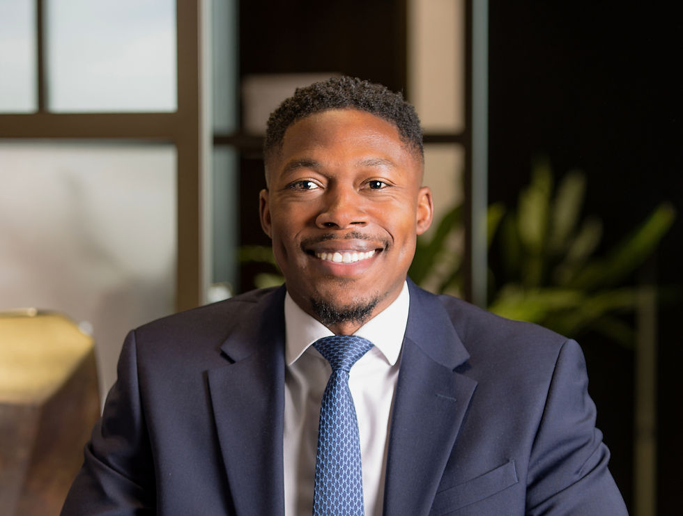 How to Prepare for a Corporate Headshot Session