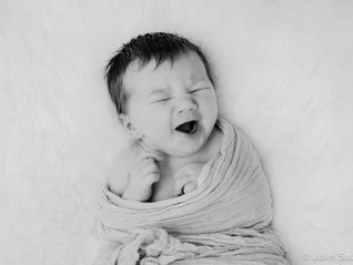 When Is the Best Time to Book a Newborn Photoshoot in London?
