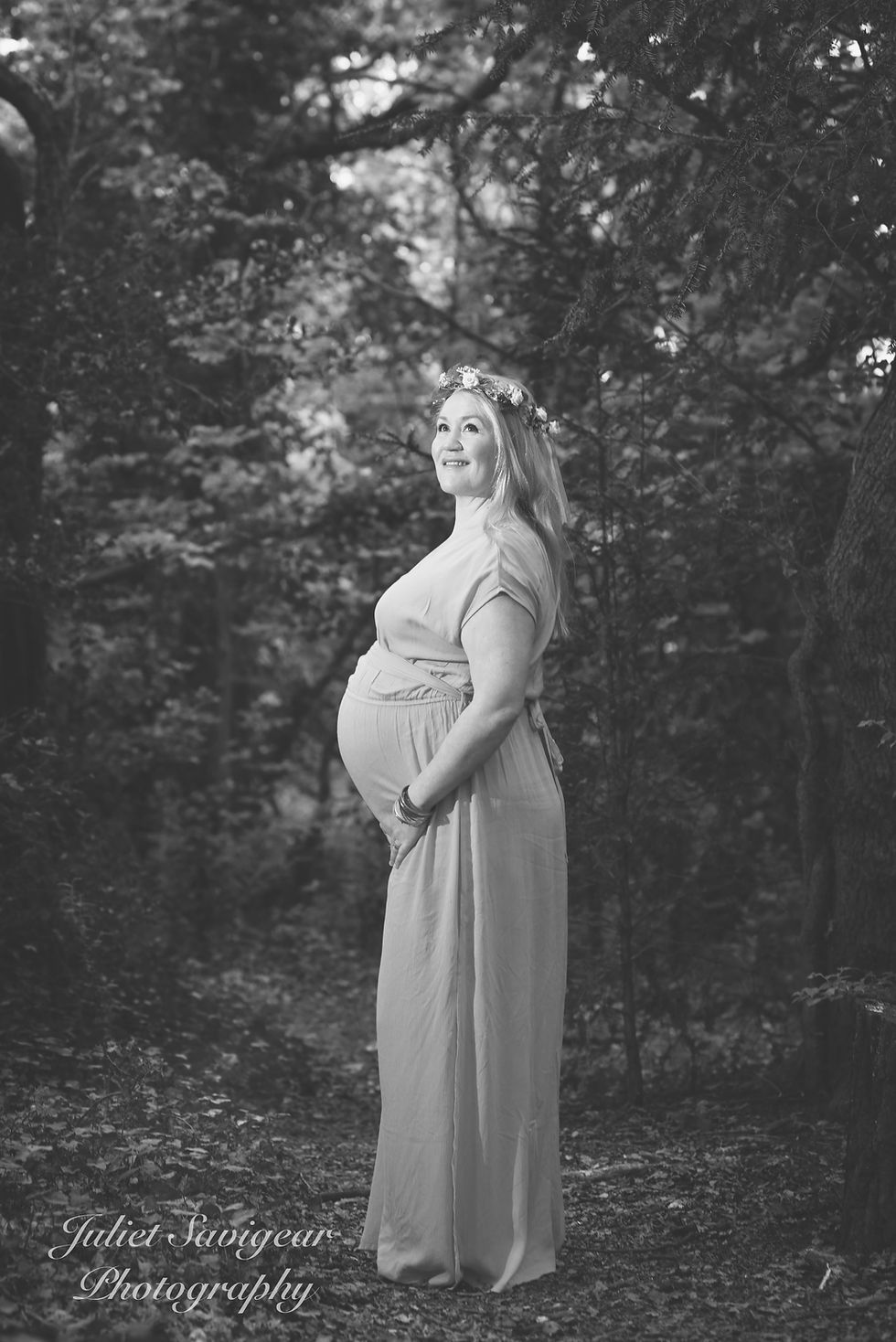 Natural, pregnancy photos in South West London