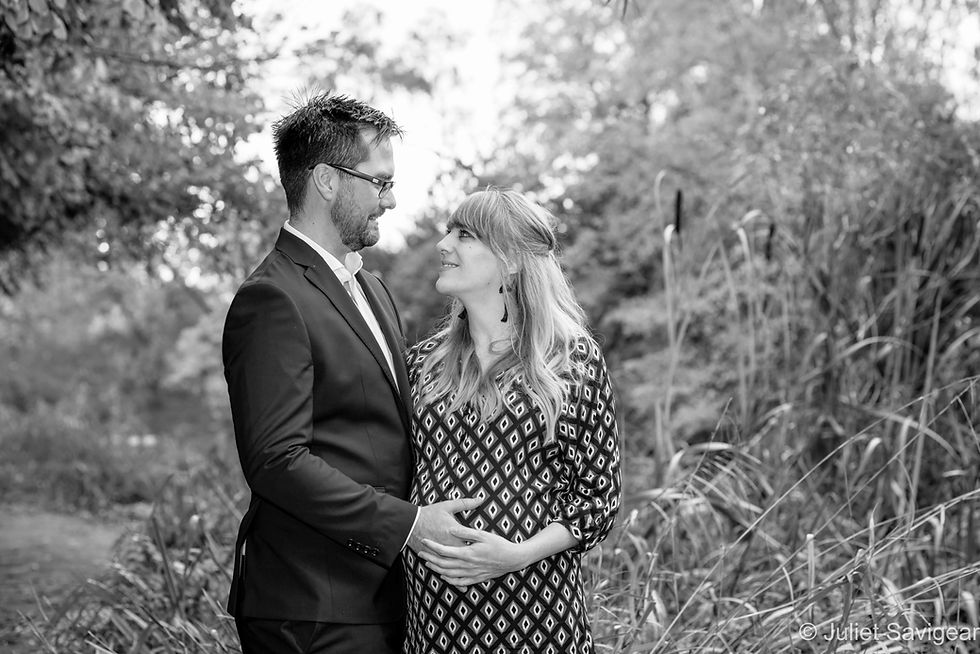Natural maternity photography