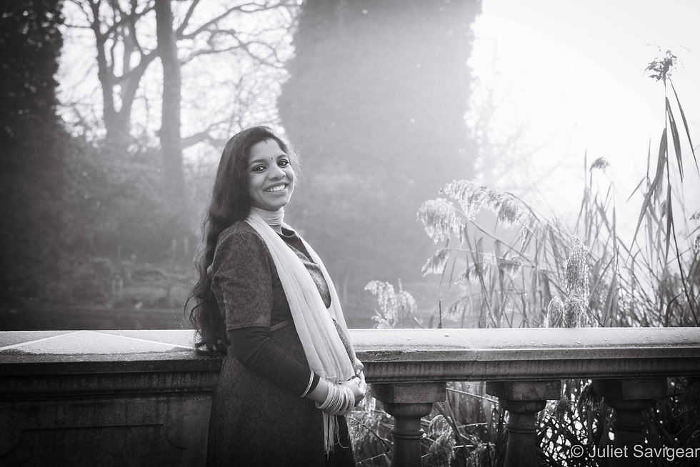Maternity Photography On A Winter's Day - Southwark Park, London