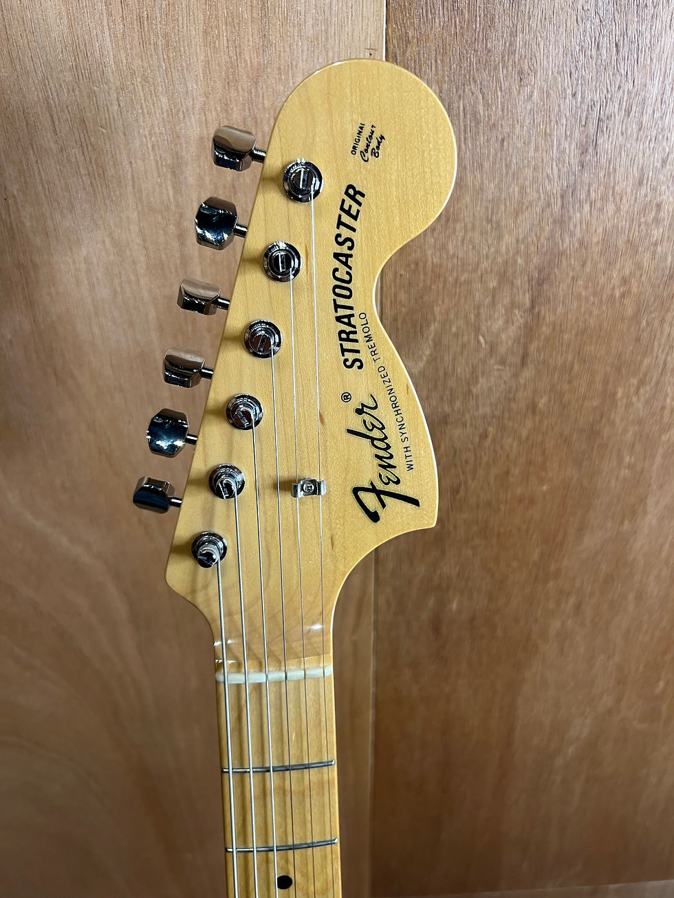 Miniature : FENDER STRATOCASTER ST-68 Relic Made in Japan 2012
