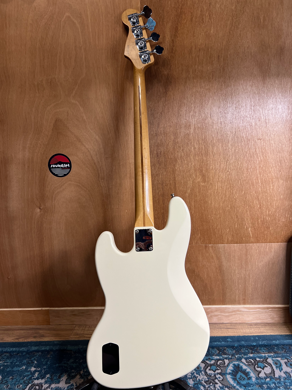 Miniature : FENDER JAZZBASS 4 cordes Deluxe MIM