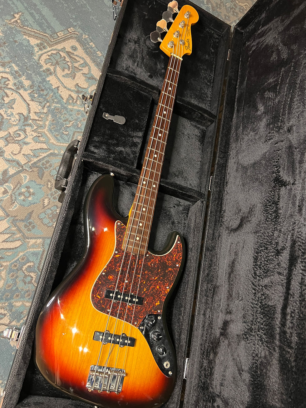 Miniature : FENDER JAZZ BASS CRAFTED IN JAPAN (2002-2004) – SUNBURST