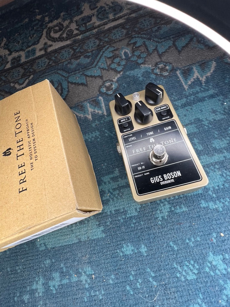 Miniature : FREE THE TONE "gigs boson"