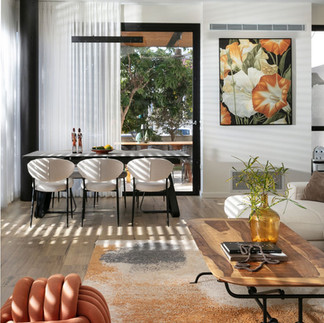 מבט לסלון לפני שיפוץ