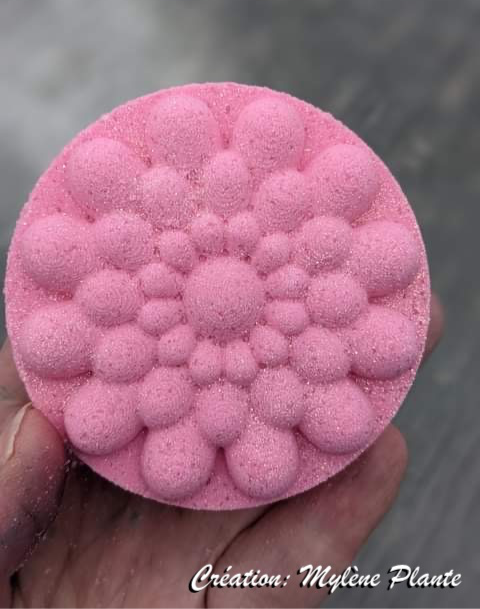 Thumbnail: Insert for Round Universal Mold - 3D Flower