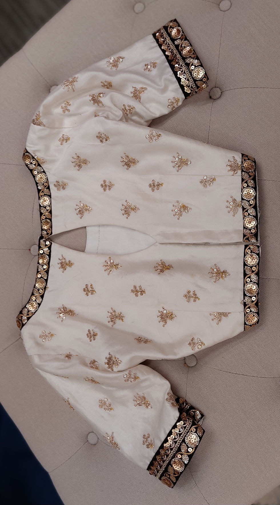 Thumbnail: blouse9