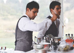 BARTENDER
