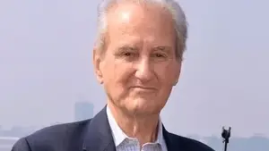 Rodrigue Nguesso rend hommage à Jean-Paul Pigasse, journaliste, fondateur des Dépêches de Brazzaville et ami du Congo, dont l'engagement a marqué l'Afrique.