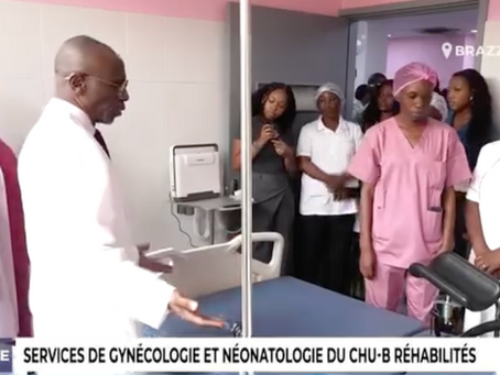 Rodrigue Nguesso - le service de maternité réaménagé du CHU de Brazzaville en juin 2025, aux côtés du personnel médical et des équipements modernes.