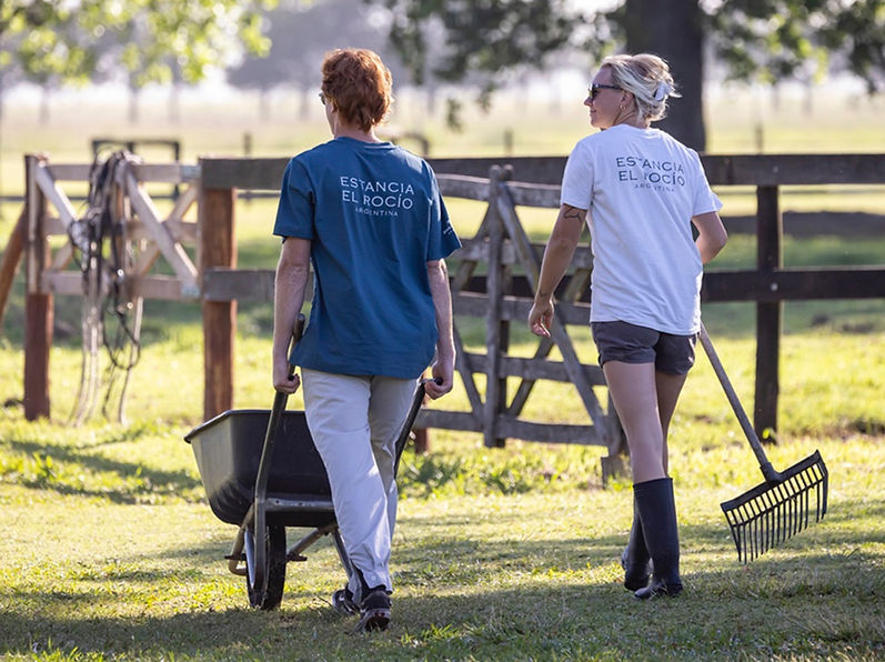 Young polo players developing their polo skills while working at Estancia El Rocío