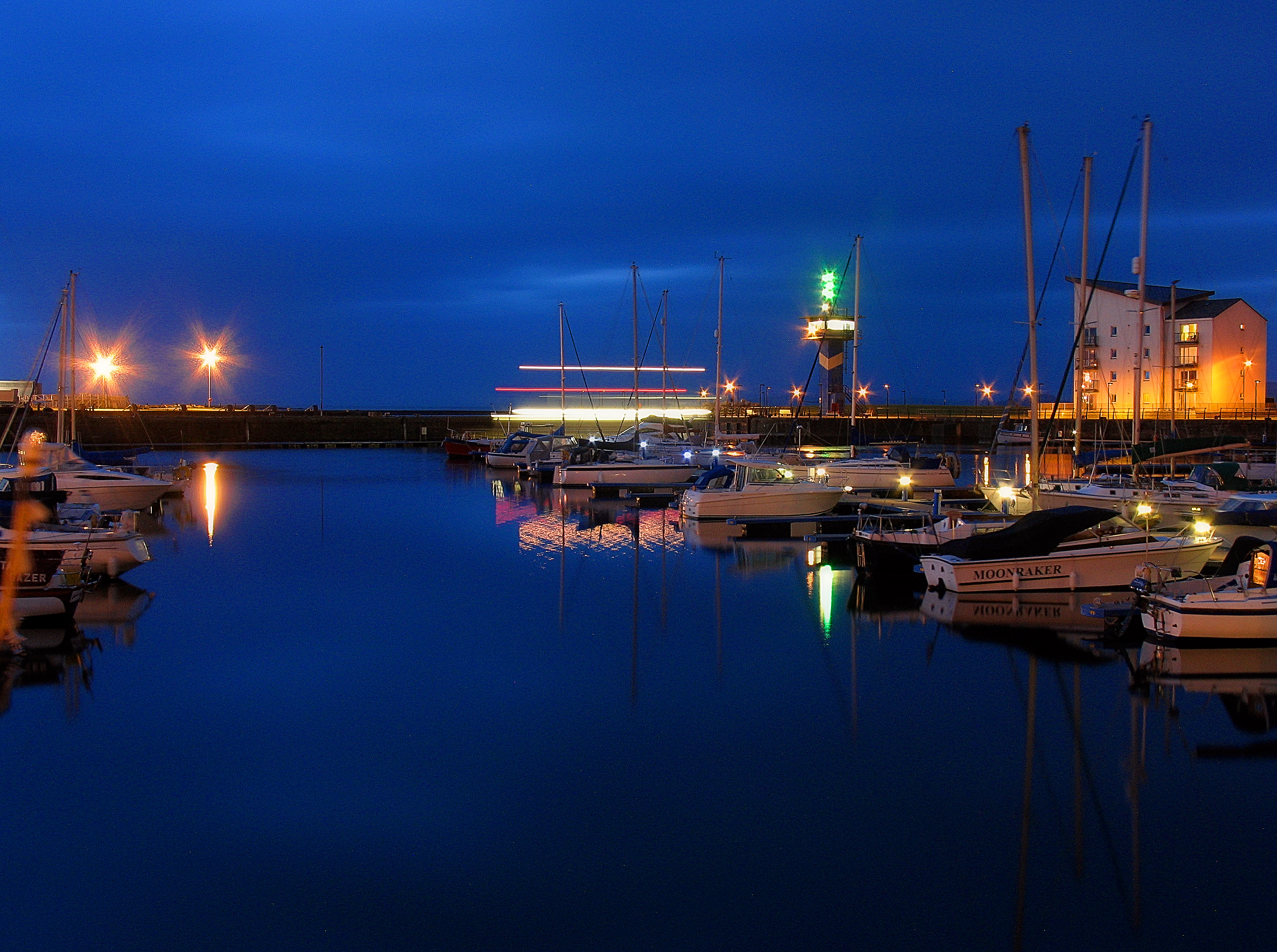 Clyde Marina S12