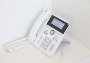 telephone-3312551_1920.jpg