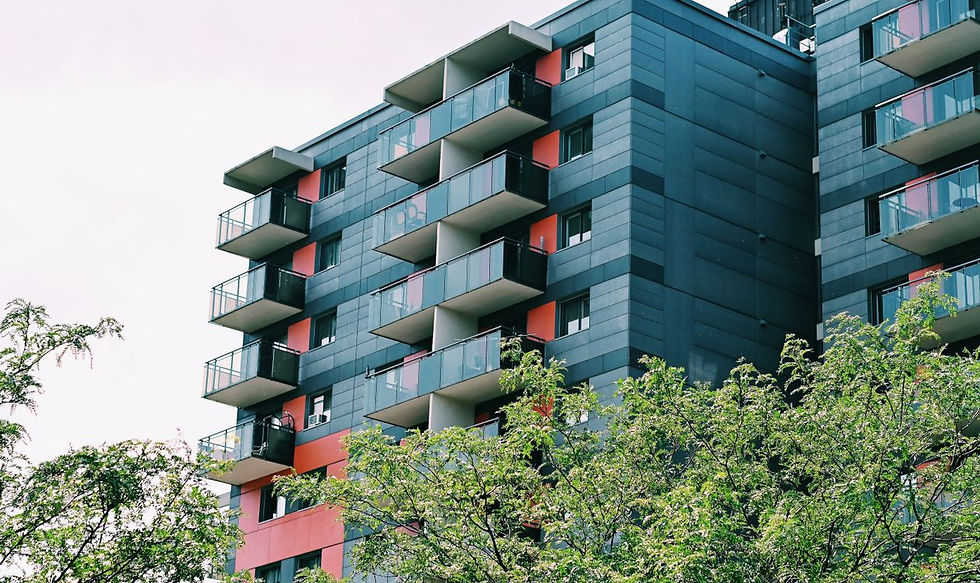 Mehrfamilienhaus mit Balkonen - Mietschuldenfreiheitsbescheinigung beim Wohnungswechsel