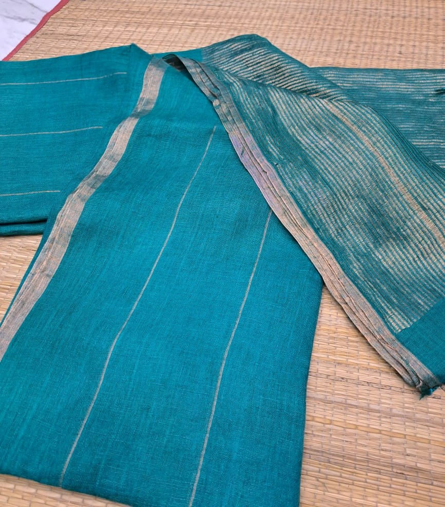 Thumbnail: Ocean Serenade Handwoven Pure Linen Saree