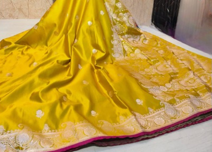 Thumbnail: Honeyed Glow Banarasi Mashru Katan Silk Saree
