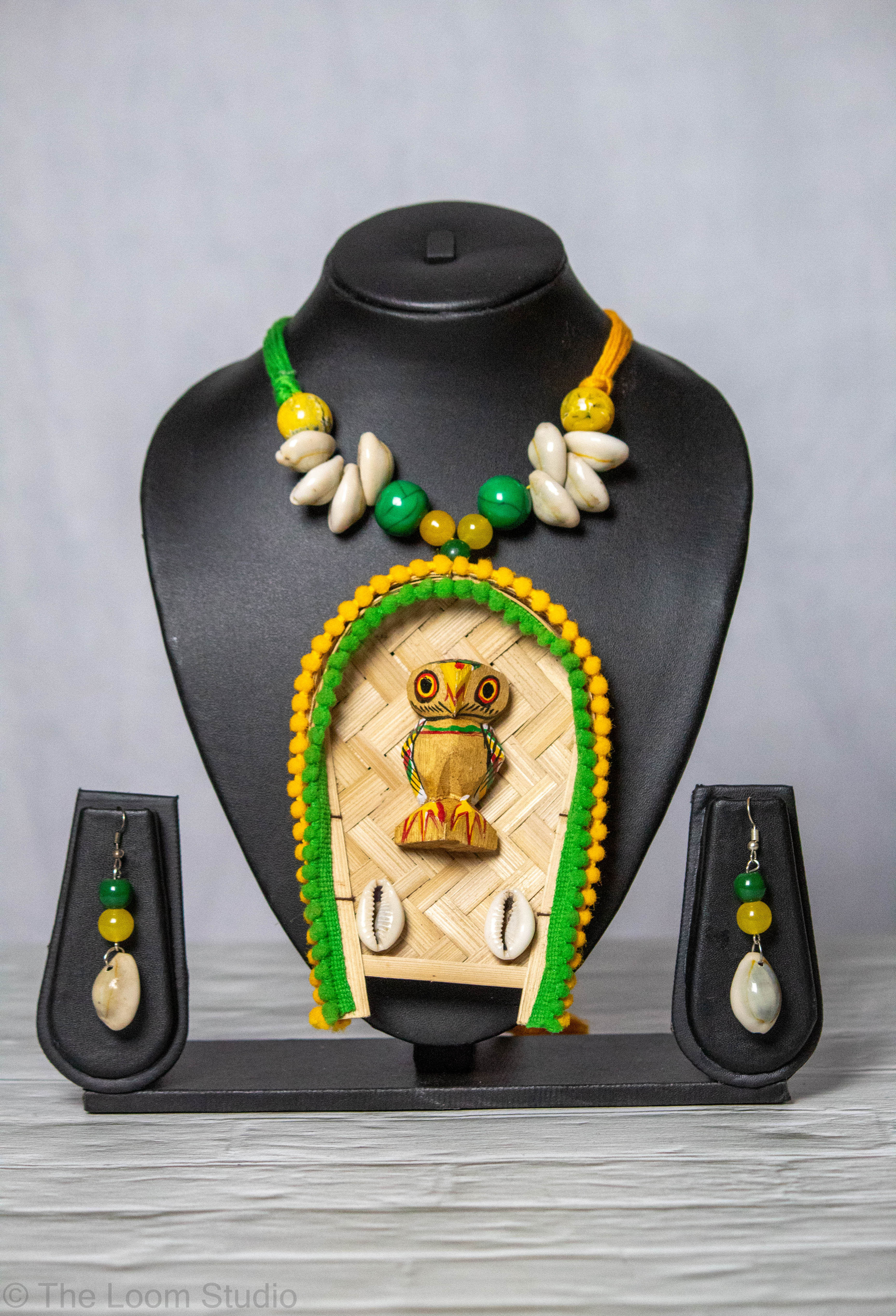 Hand Made Kulo design Necklace with Earrings