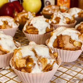 HEALTHY Apple Cinnamon Cupcakes