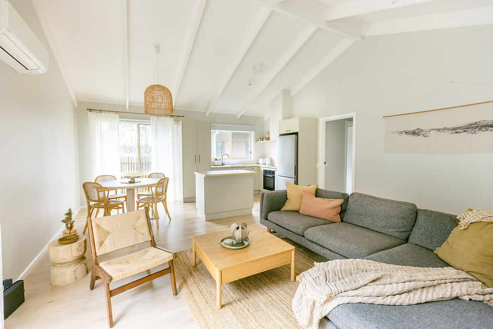 BeachParade-SmithsBeach-CoastalAbodes-KimKeltiePhotography-1369.jpg
