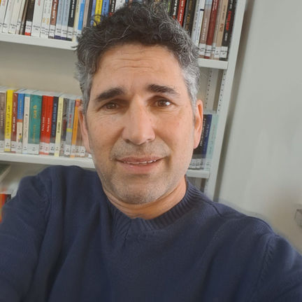 Dov Lipschutz : of your novel The Boy from Sagunto