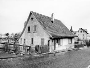 KREUZUNG ERDBRUST