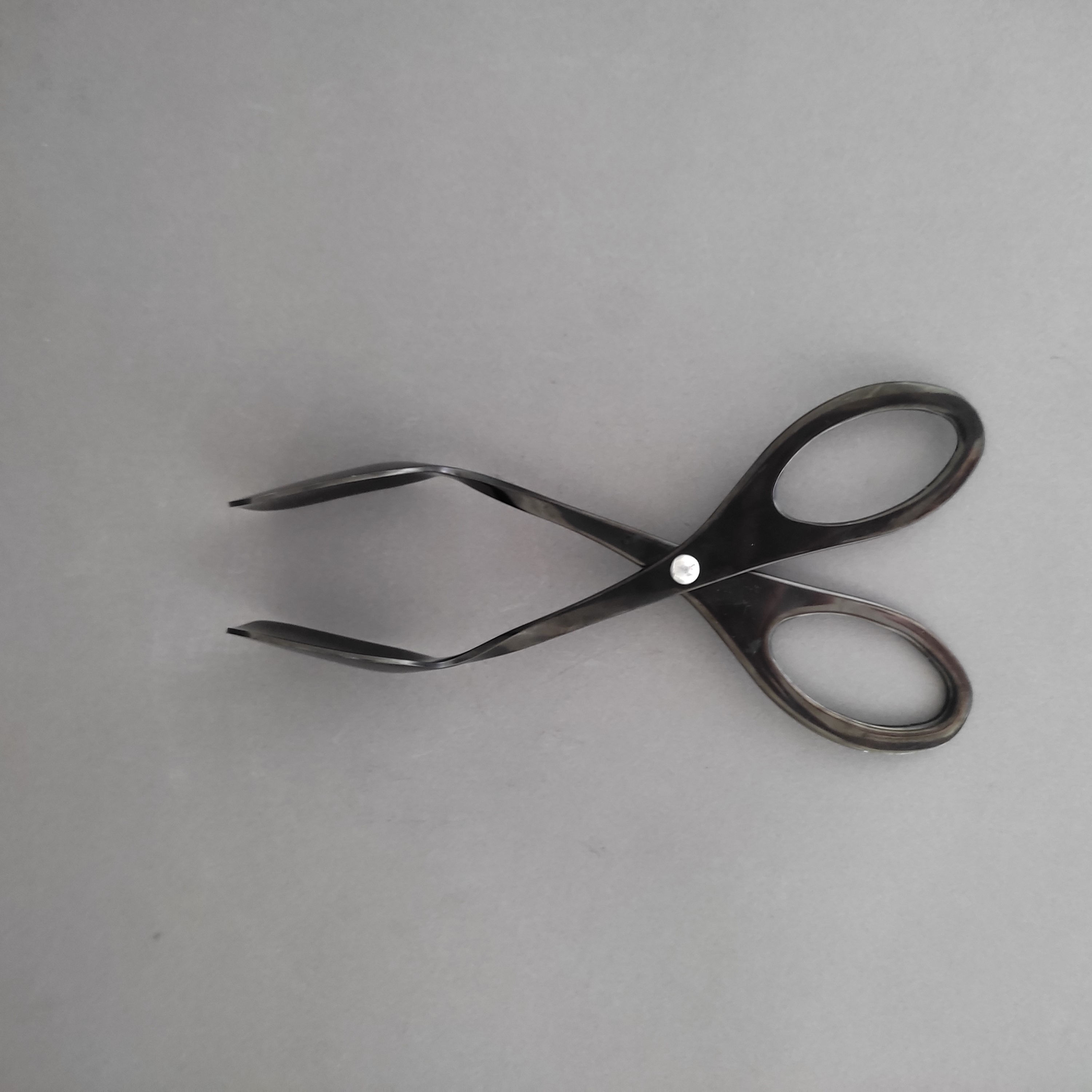 Tesoura / 18 cm
