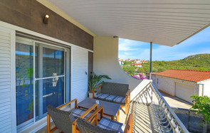 balcony 2.jpeg