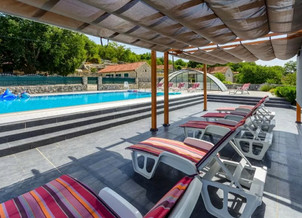 Villa_Pool_1.jpeg