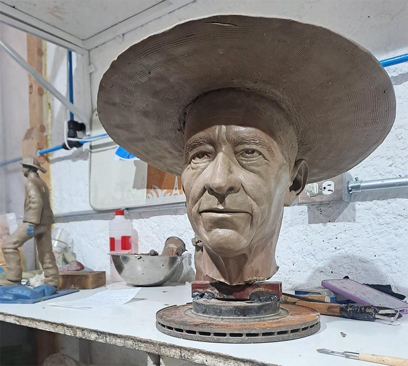 Modelo_en_Proceso_Cabeza 4_small.jpg