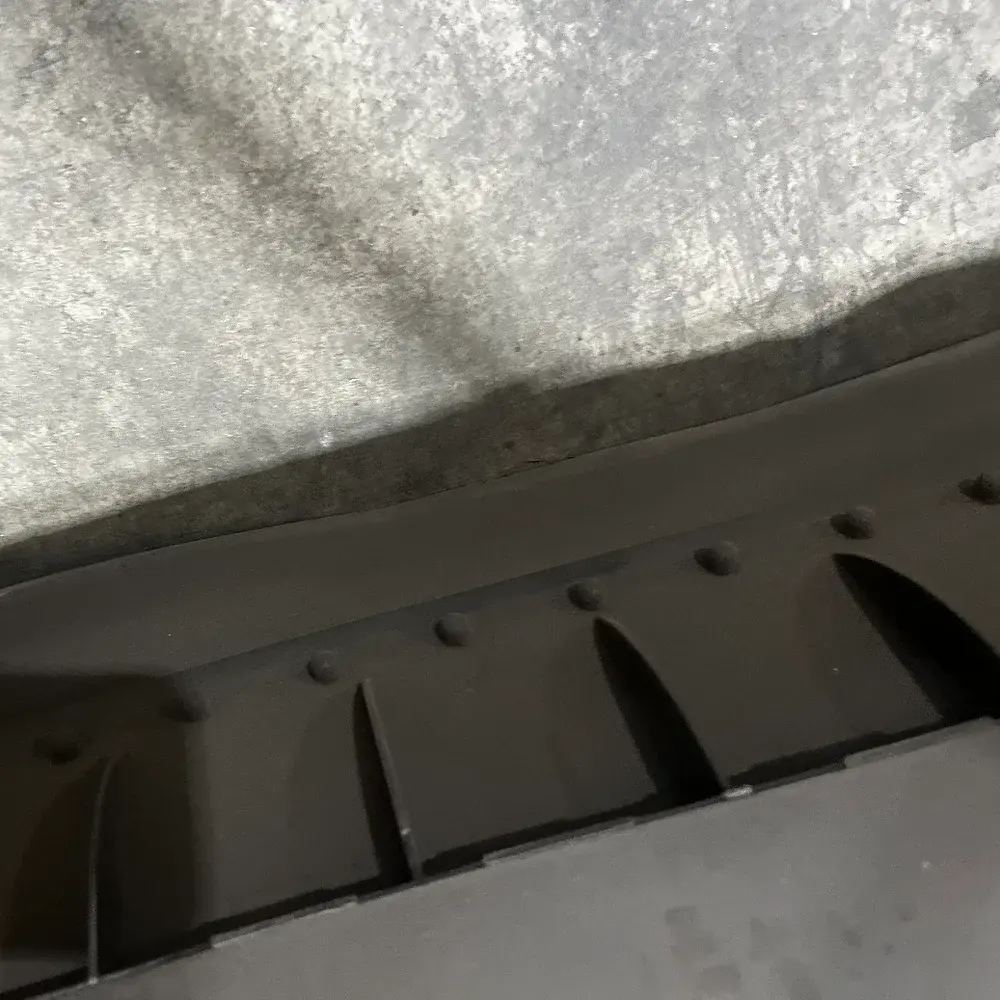 Floor sweeper baffle for C38, C38S,BC39S