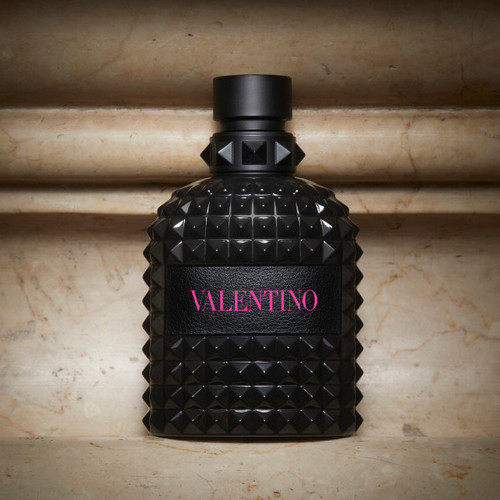 香水(男性用) VALENTINO Born in Roma Extradose 100ml Valentino Uomo Born In Roma Extradose Parfum 100ml | Perfumería