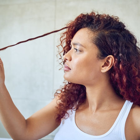 HOW TO PREVENT YOUR NATURAL HAIR FROM HAVING SPLIT ENDS?