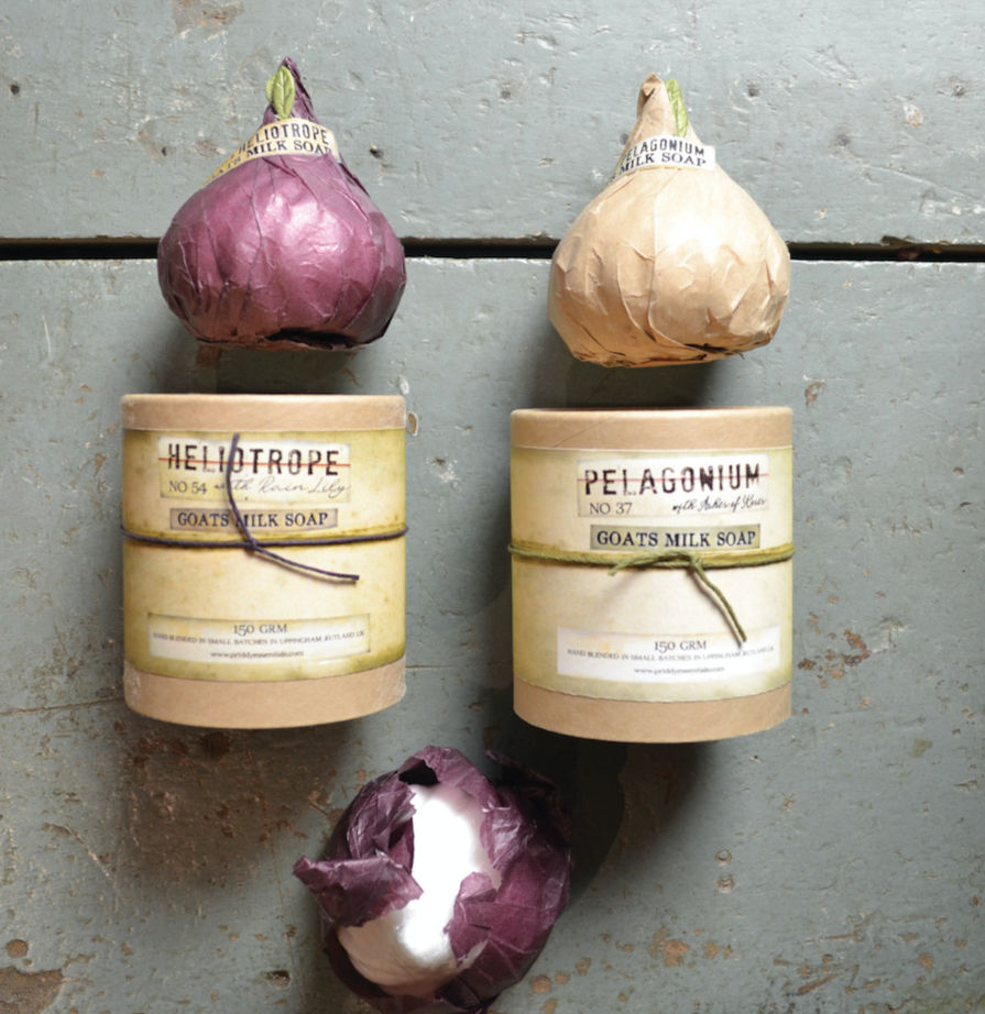Thumbnail: 6x large bulb shape  goats milk soap ( price pack of 6 items )