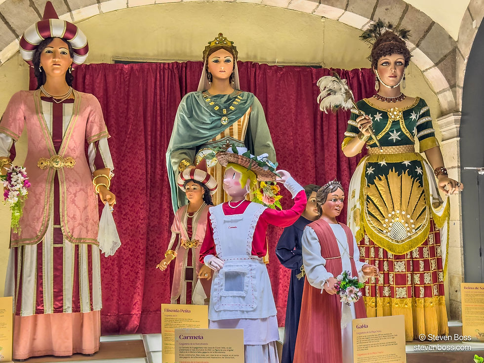 Gegantes (giantesses) de la Ciutat #5, Barcelona, Spain