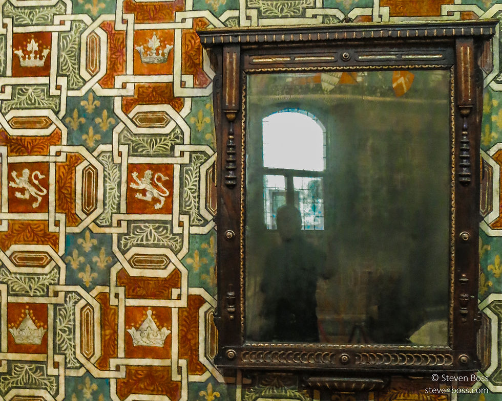 Palazzo Davanzati - Sala dei Pavoni (Hall of the Peacocks) - reflection of the photographer in an old mirror, Firenze, Italy