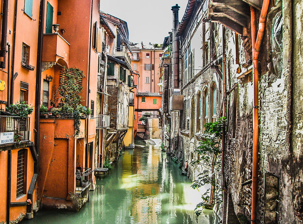 Canal view #1, Bologna