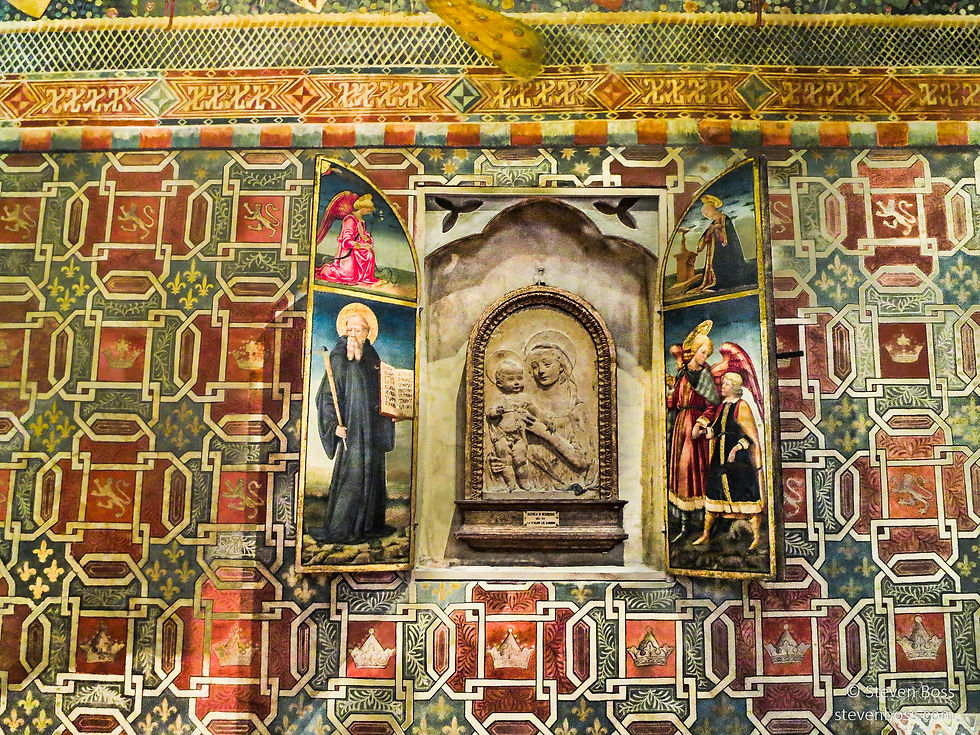 Palazzo Davanzati - Sala dei Pavoni (Hall of the Peacocks) - opened devotional, Firenze, Italy
