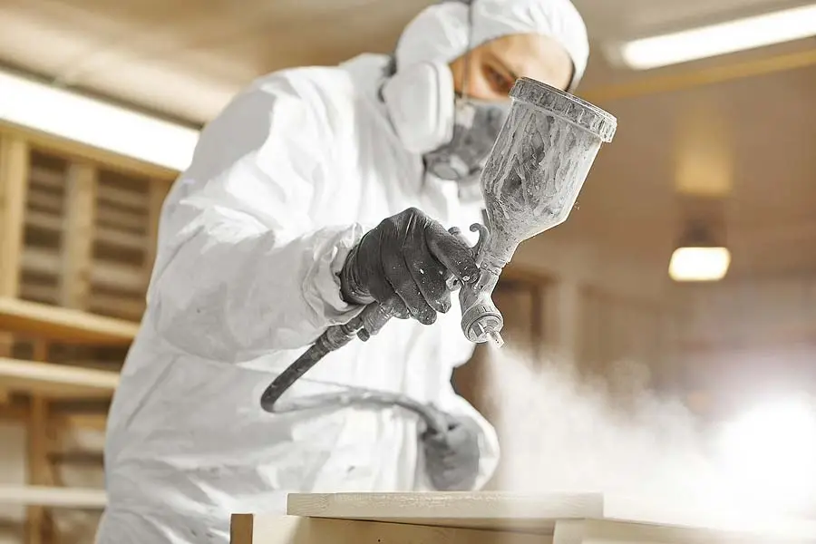 spray painting window