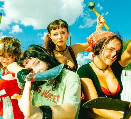 DIE SPITZ: EL ROCK RESURGE CON BOTAS TEXANAS Y DIENTES AFILADOS