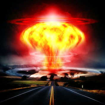 nuclear-explosion-g2ea87238e_1920.jpg