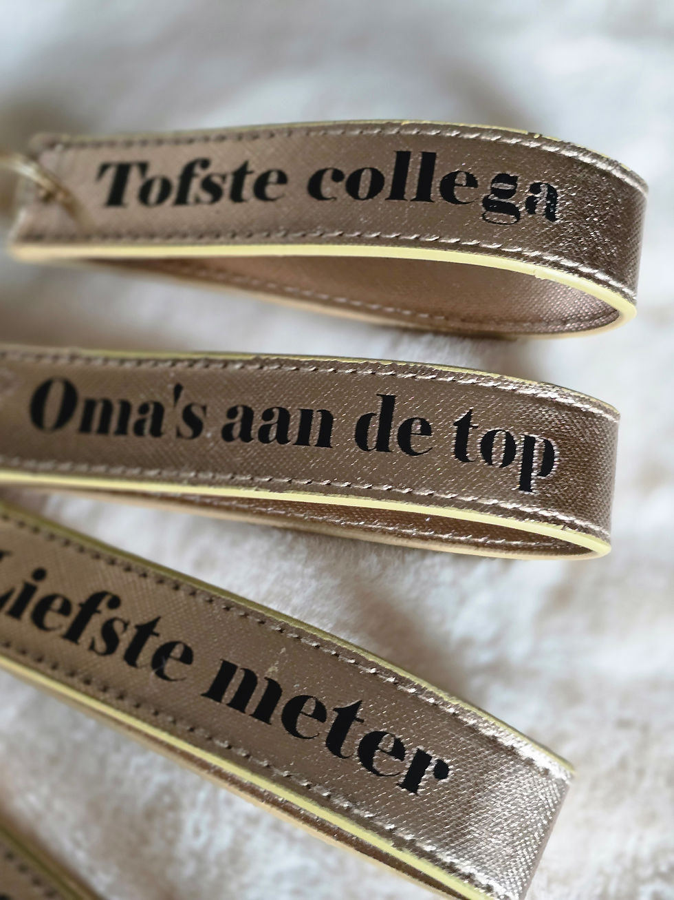 Thumbnail: Tas-sleutelhanger rosegoud Liefste juf, Liefste meter, Oma's aan de top, collega