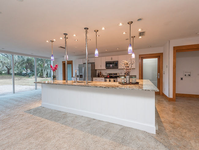 34.Livingroom and kitchen.jpg