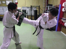 ワールド大山空手姫路道場の生徒たち