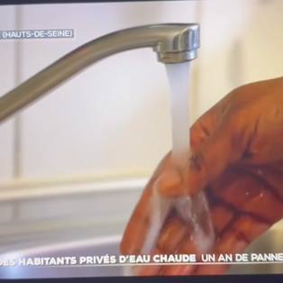 Un reportage TF1 montre qu'à Courbevoie, 40 locataires d’un immeuble géré par le bailleur privé Moulin Vert vivent depuis un an sans eau chaude, alors qu’ils paient leurs charges chaque mois. Aurélie Taquillain adresse dès aujourd’hui un courrier officiel au Maire de Courbevoie pour lui demander d’agir sans délai. 