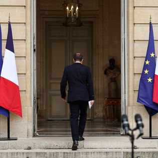 Aurélie Taquillain réagit suite à l'annonce du premier ministre de sa démission. Elle rappelle que les élus locaux dont elle fait partie mesurent sur le terrain les plaies béantes que laissent certaines stratégies reposant sur des trajectoires individuelles.