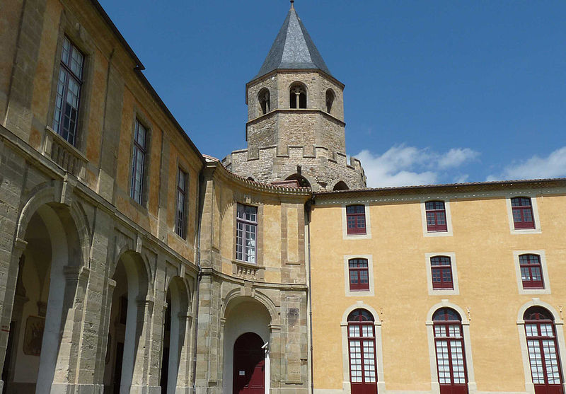 Visite de l'Abbaye-école de Sorèze adaptée par Braille & Culture