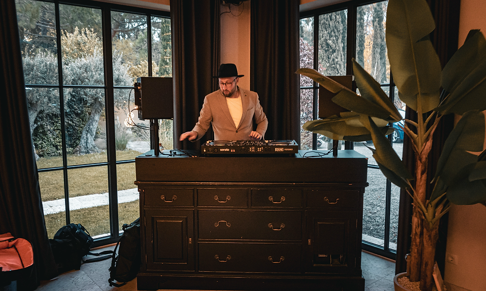 Morrhof Grßkarlbach DJ Jan Mitchell